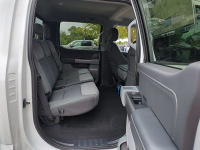 2027 Ford Super Duty F-350 SRW XLT