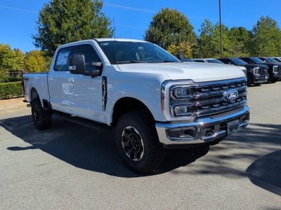 2027 Ford Super Duty F-350 SRW XLT