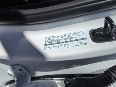 2027 Ford Super Duty F-350 SRW XLT