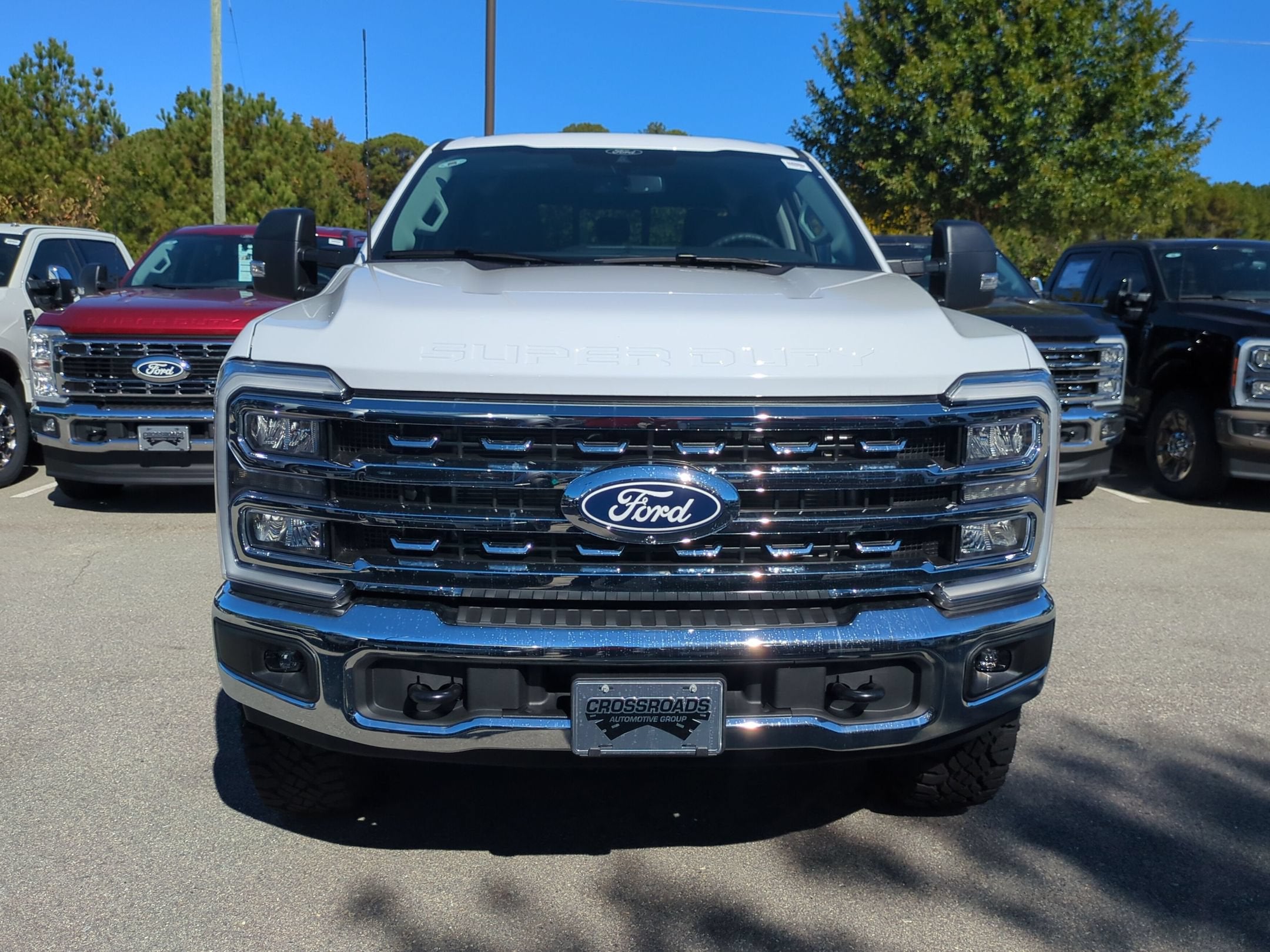 2027 Ford Super Duty F-350 SRW XLT
