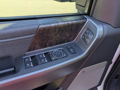2026 Ford Super Duty F-350 SRW LARIAT
