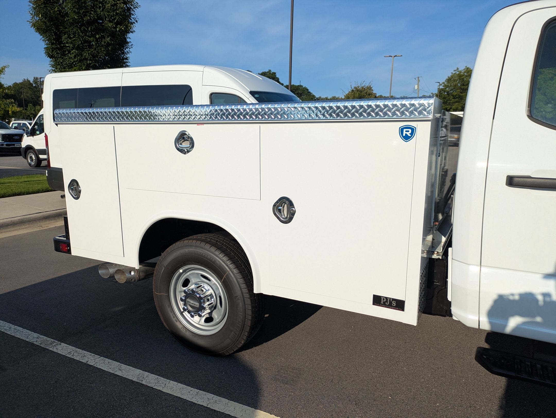2026 Ford Super Duty F-350 SRW XL