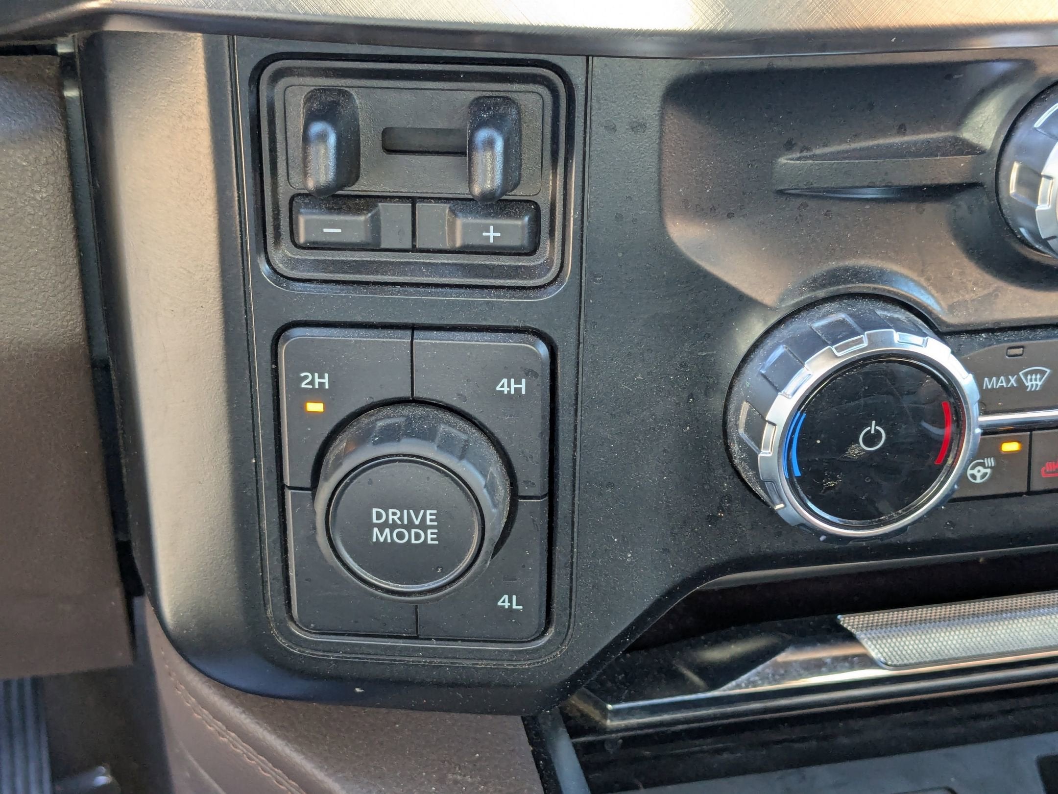 2023 Ford Super Duty F-450 DRW King Ranch