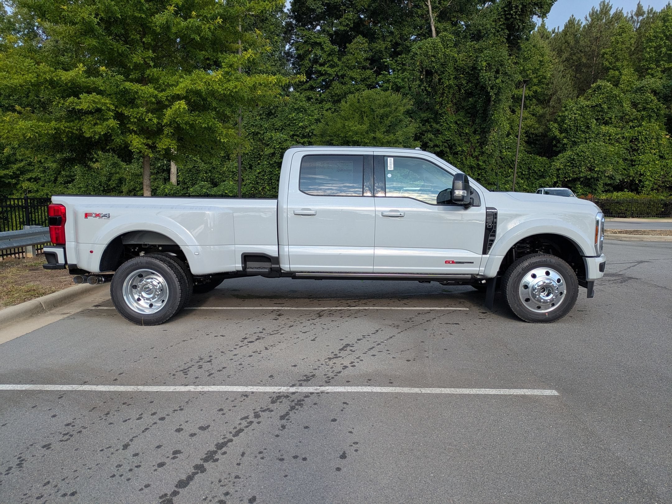 2026 Ford Super Duty F-450 DRW Platinum