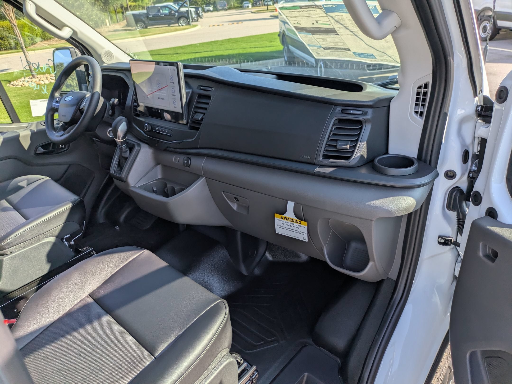 2026 Ford Transit Cargo Van Base