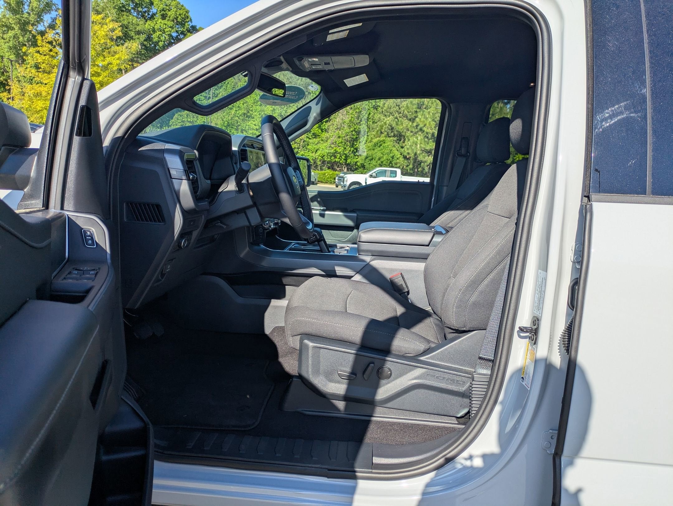 2026 Ford F-150 XLT - Crossroads Courtesy Demo