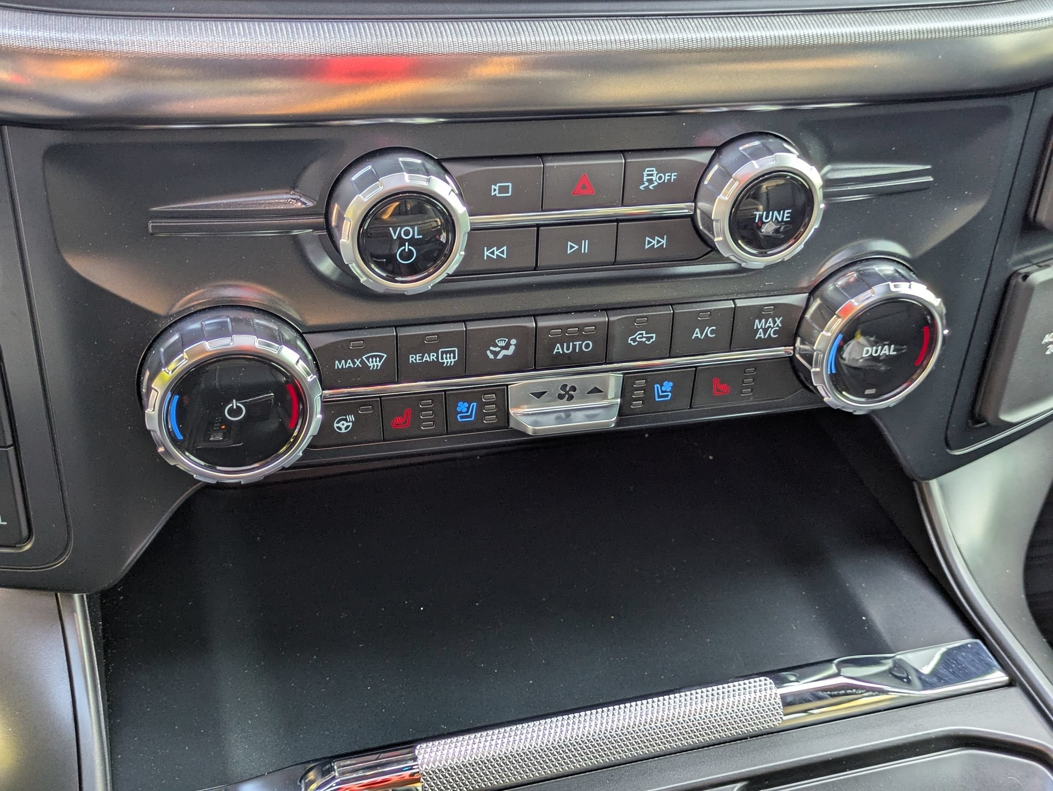 2026 Ford F-150 LARIAT - Crossroads Courtesy Demo