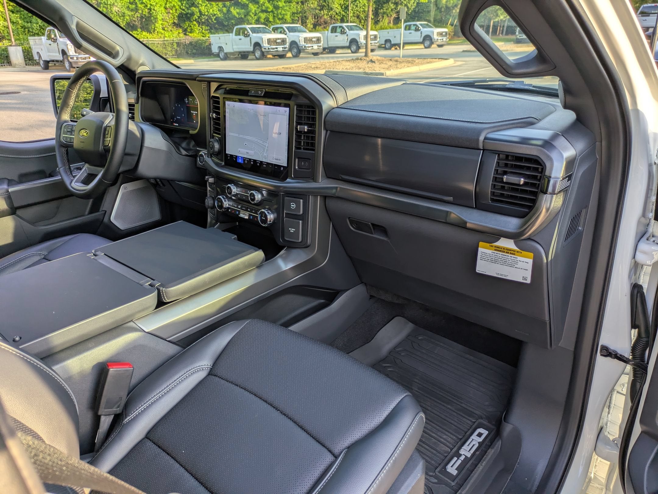 2026 Ford F-150 LARIAT - Crossroads Courtesy Demo