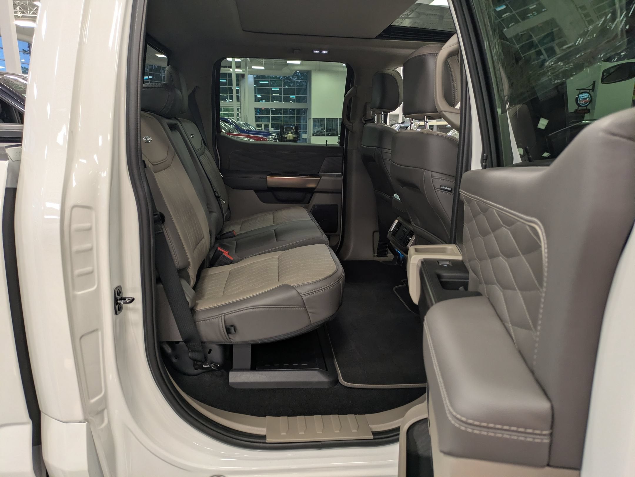 2026 Ford F-150 Platinum - Crossroads Courtesy Demo