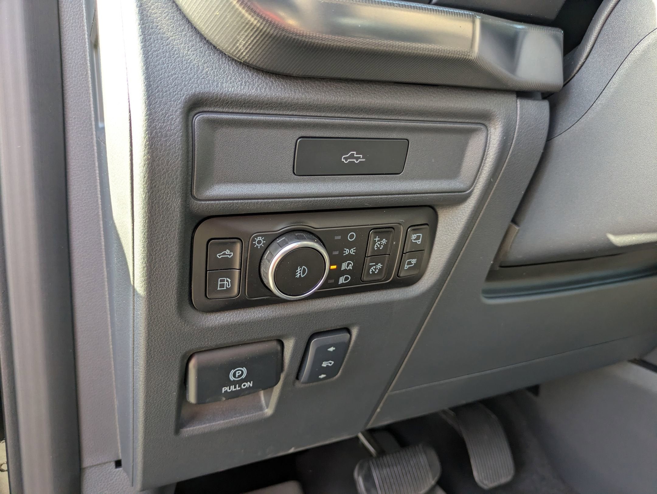 2026 Ford F-150 Platinum - Crossroads Courtesy Demo