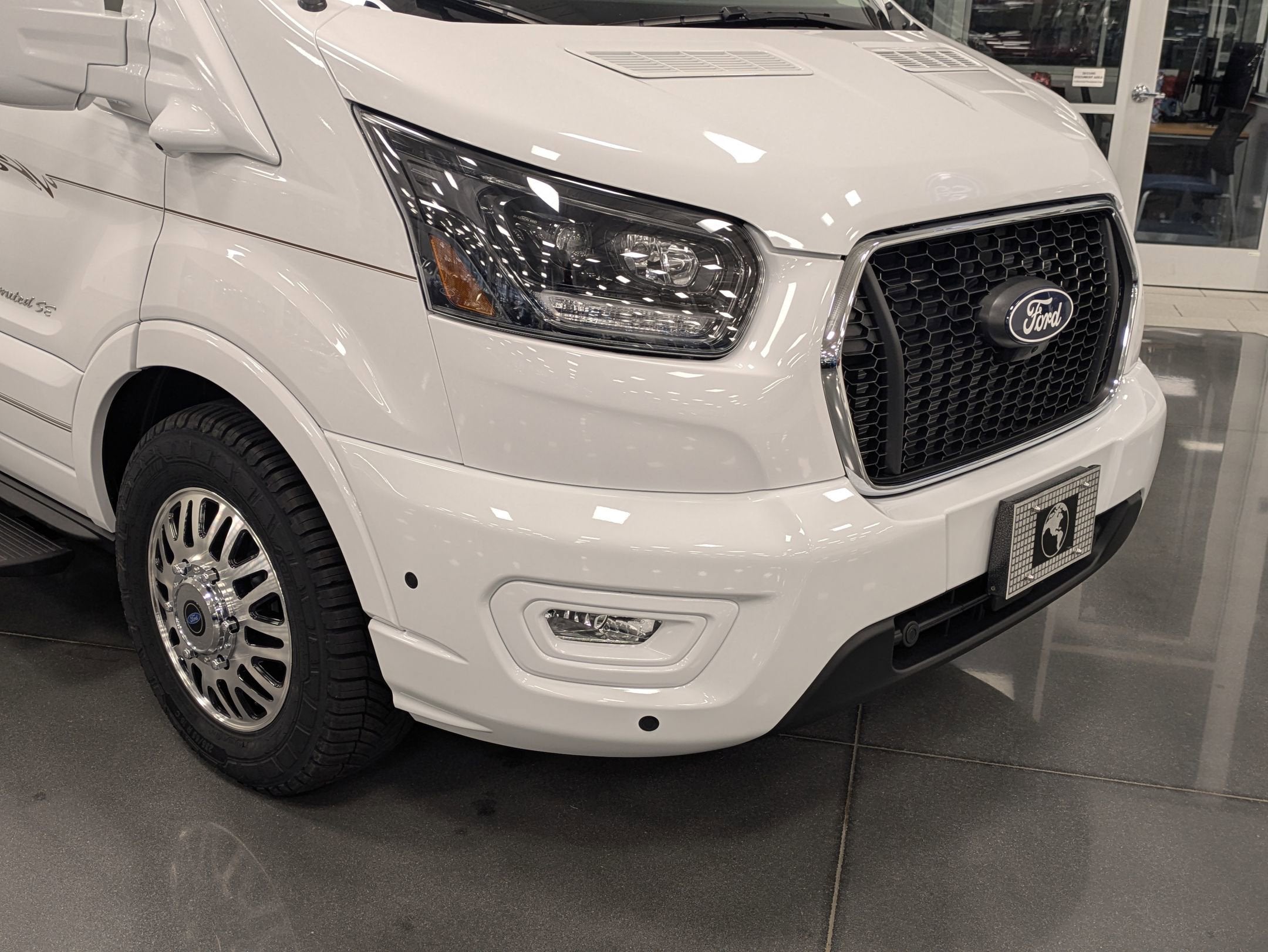 2026 Ford Transit Cargo Van Base