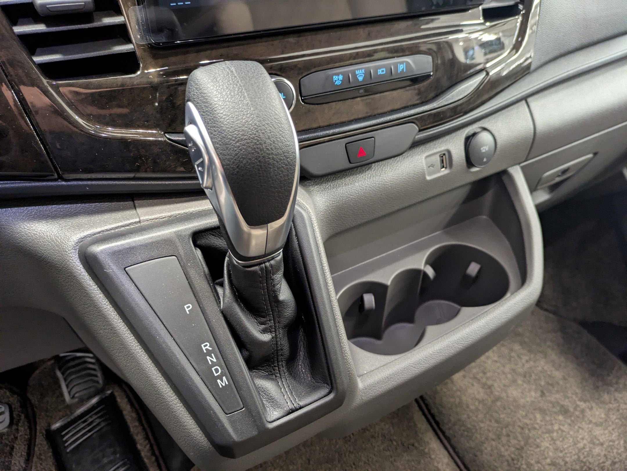 2026 Ford Transit Cargo Van Base