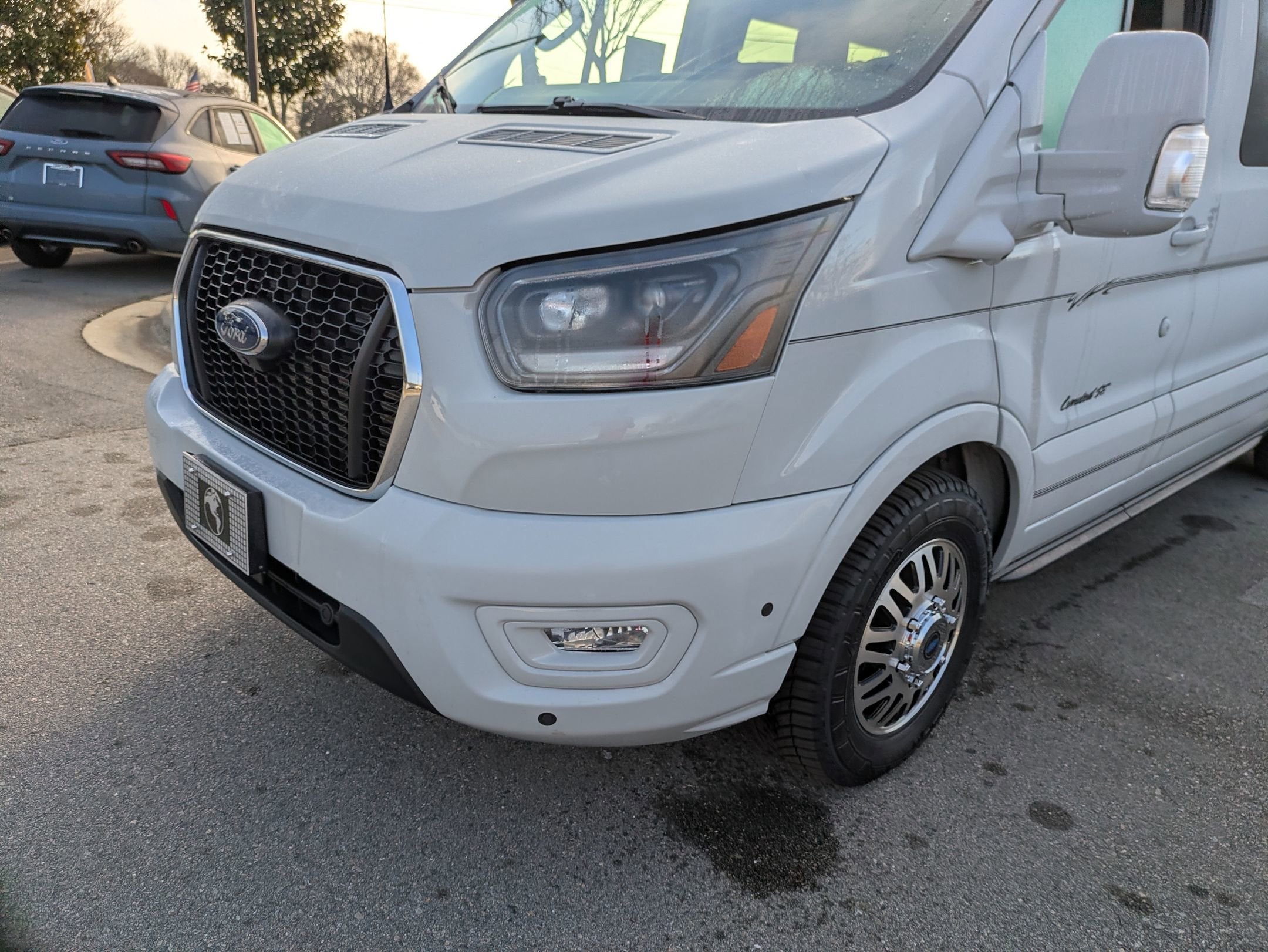 2025 Ford Transit Cargo Van Base