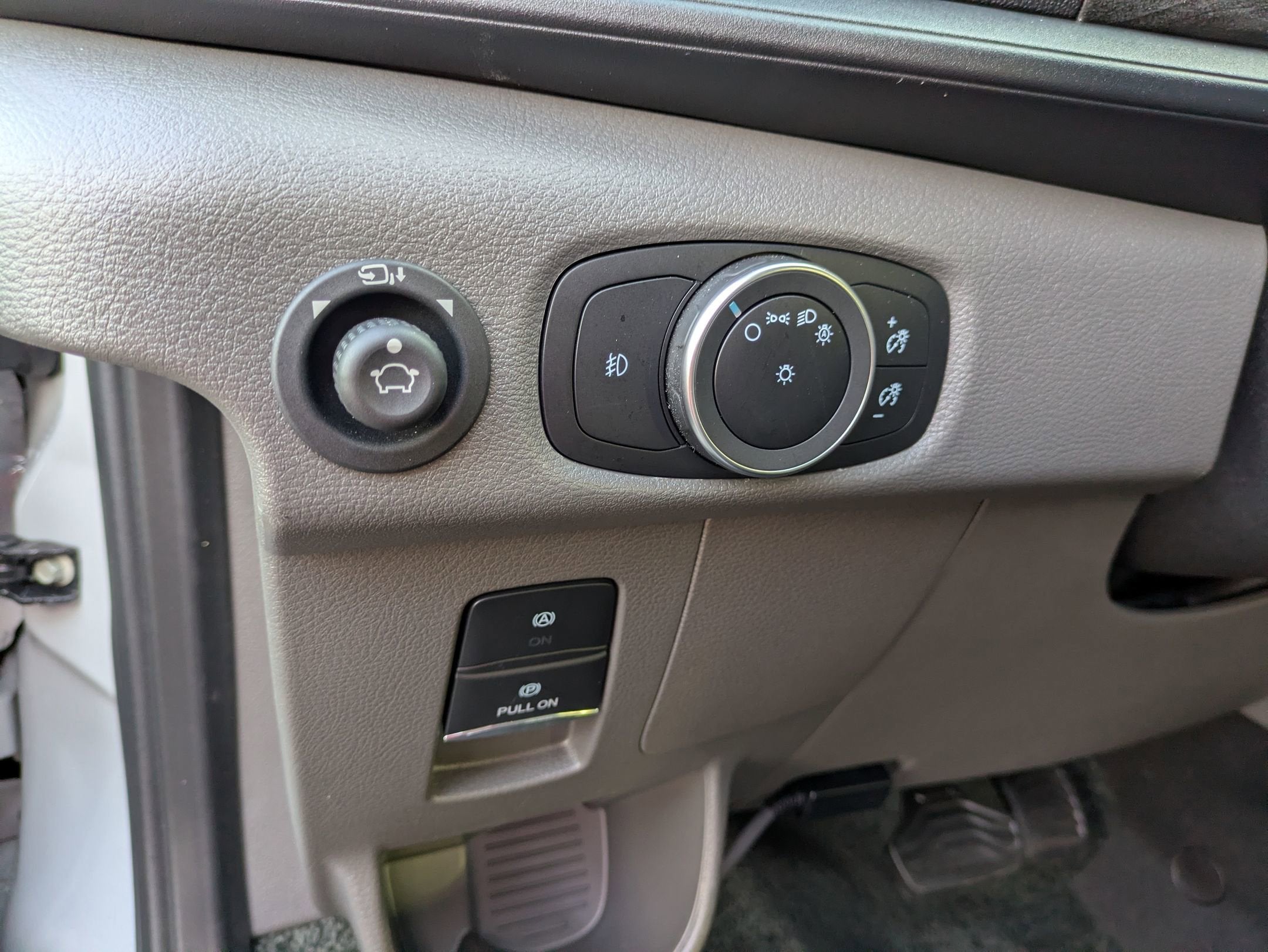 2025 Ford Transit Cargo Van Base