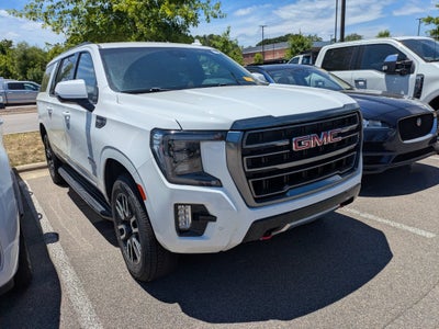 2023 GMC Yukon XL AT4