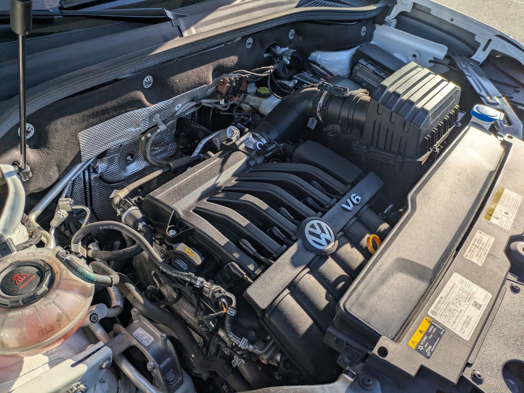 2023 Volkswagen Atlas 3.6L V6 SE w/Technology