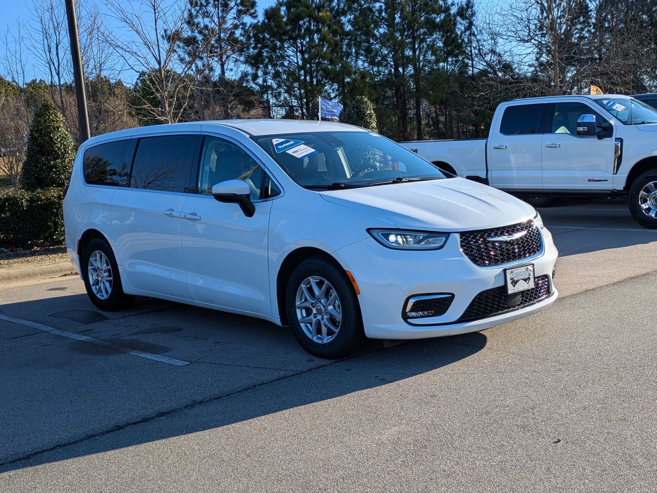 2023 Chrysler Pacifica Touring L