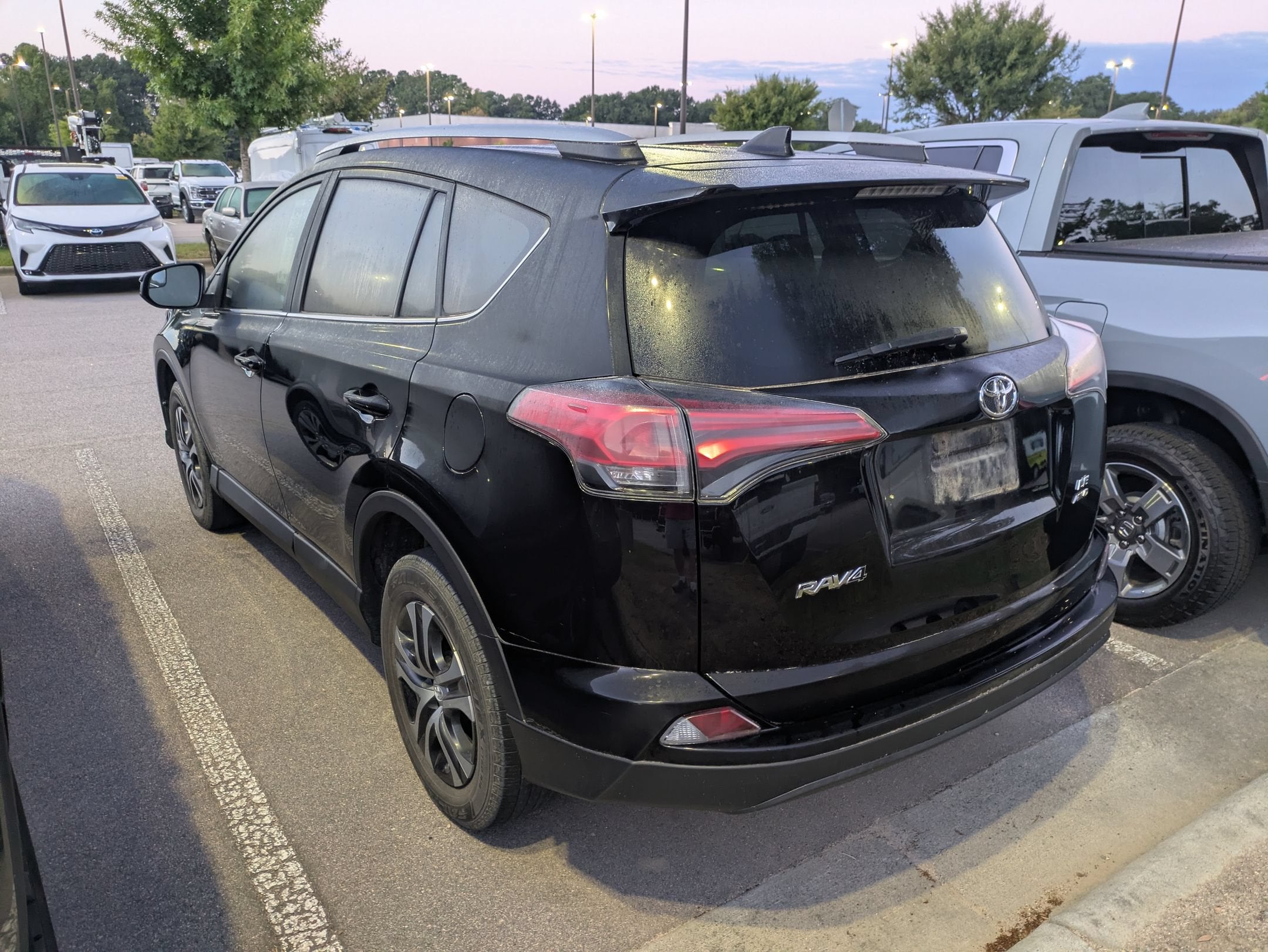 2018 Toyota RAV4 LE