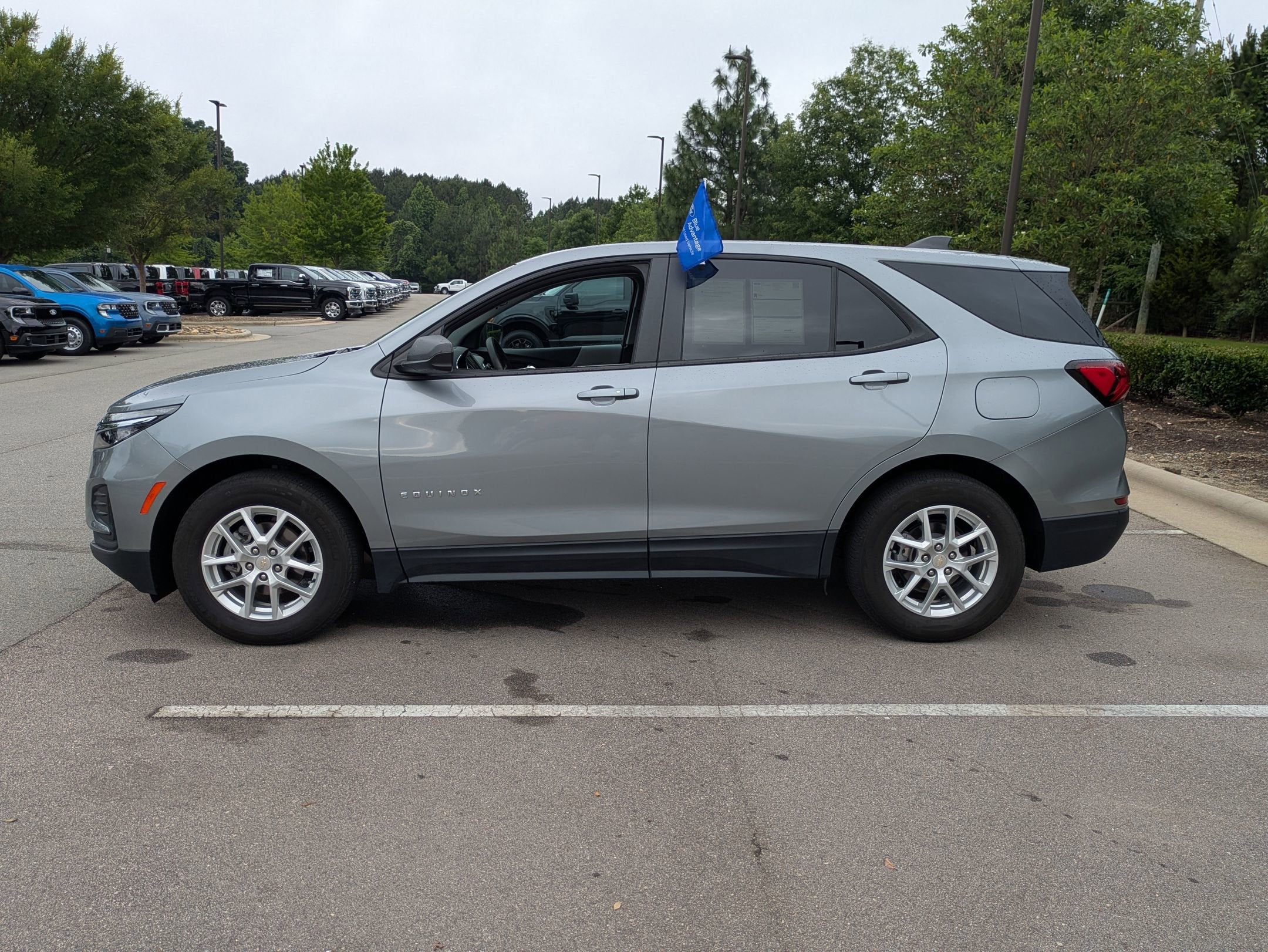 2023 Chevrolet Equinox LS