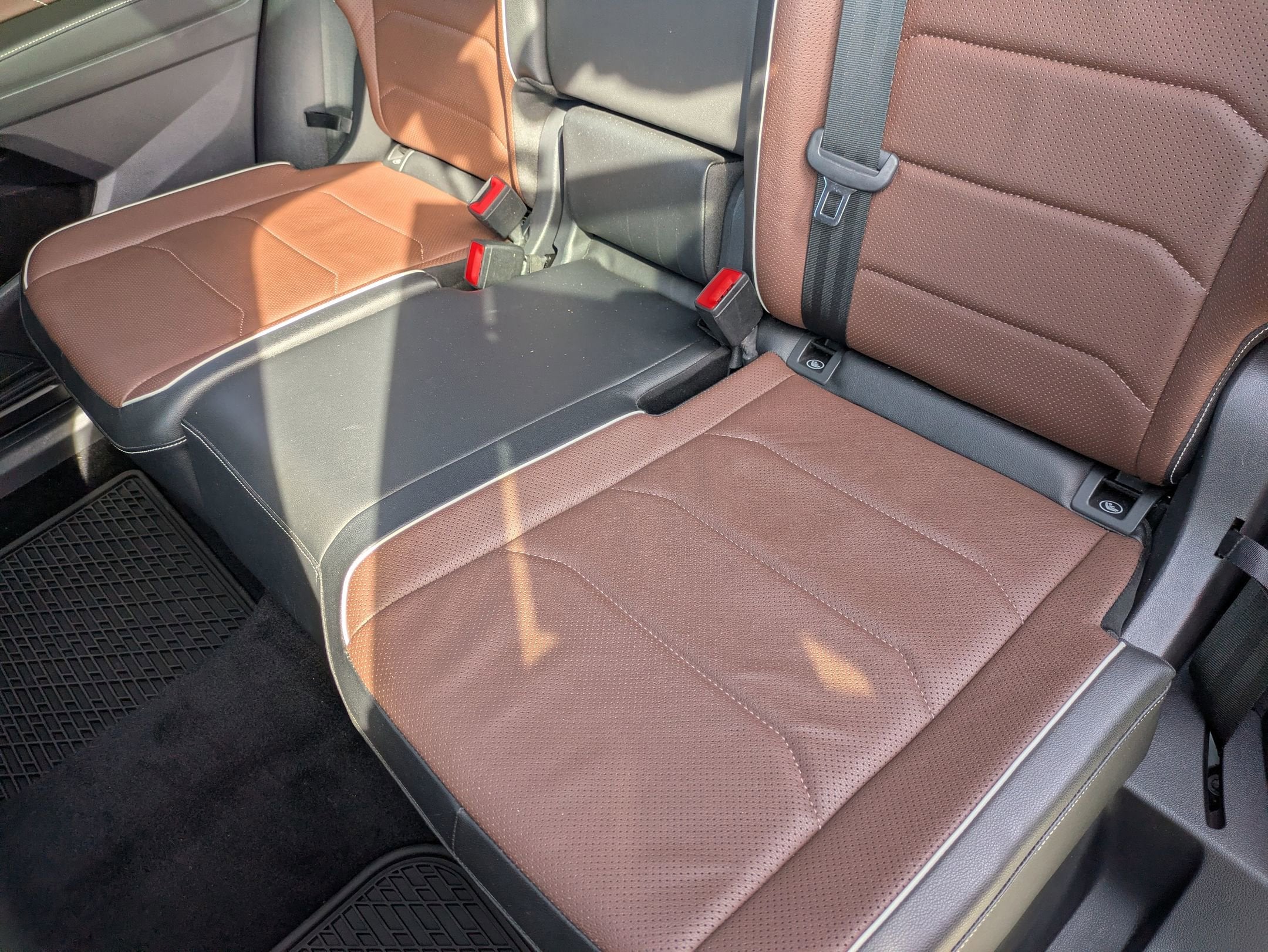 2022 Volkswagen Tiguan SEL R-Line