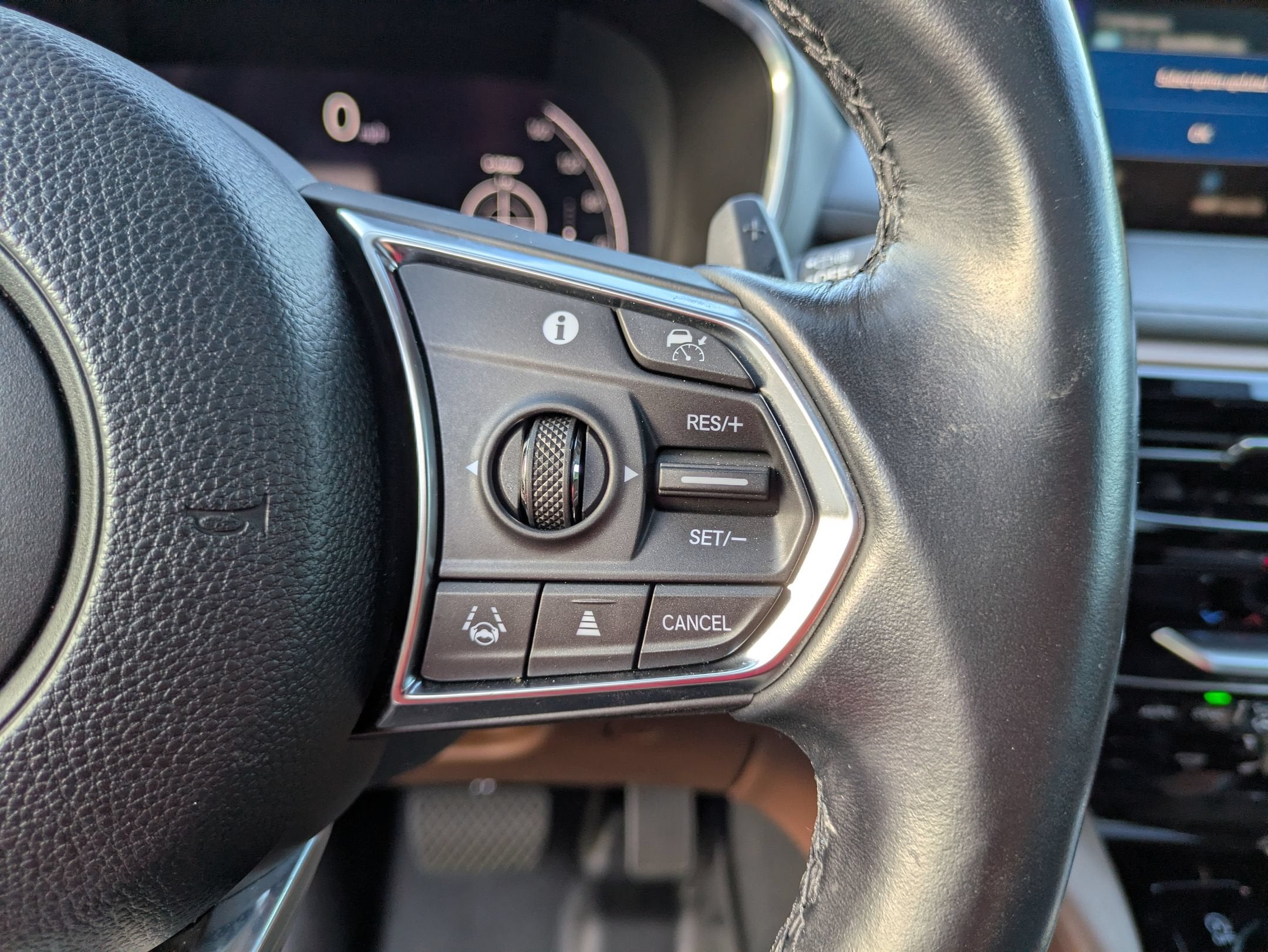 2023 Acura MDX w/Technology Package