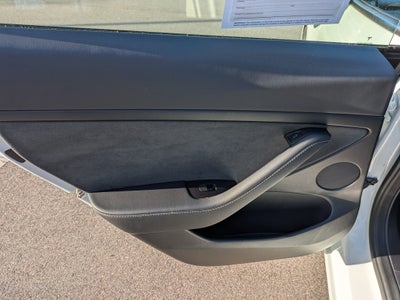 2022 Tesla Model 3 Base
