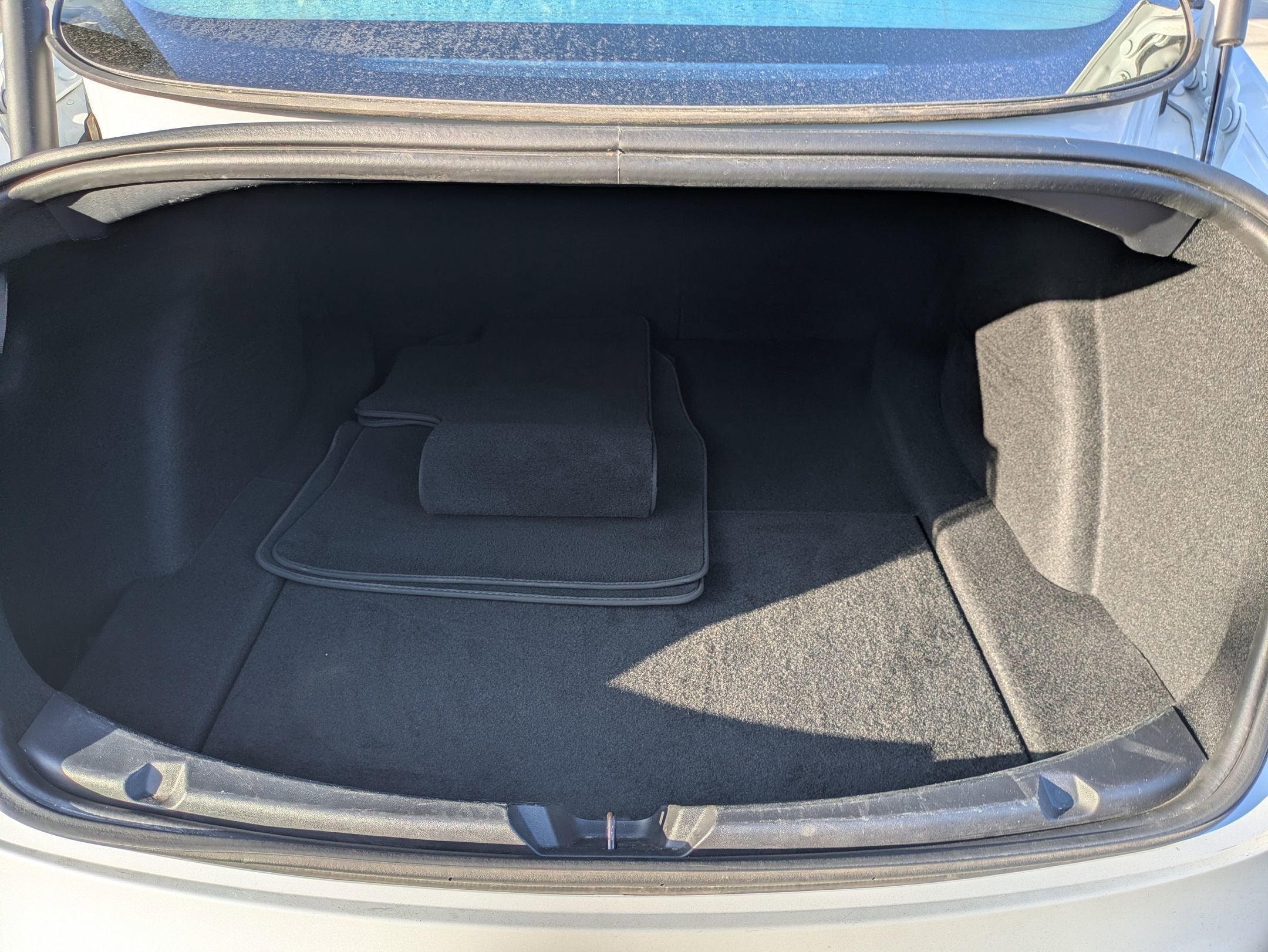 2022 Tesla Model 3 Base