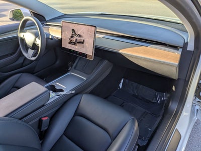2022 Tesla Model 3 Base