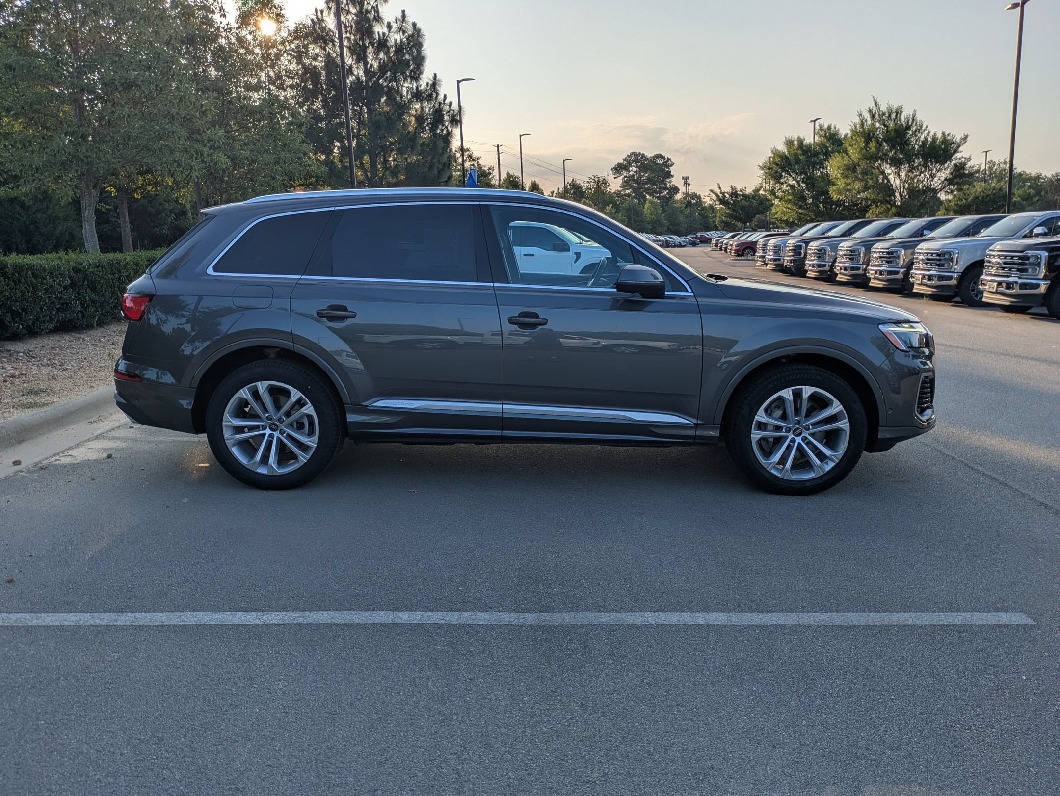 2025 Audi Q7 Premium Plus