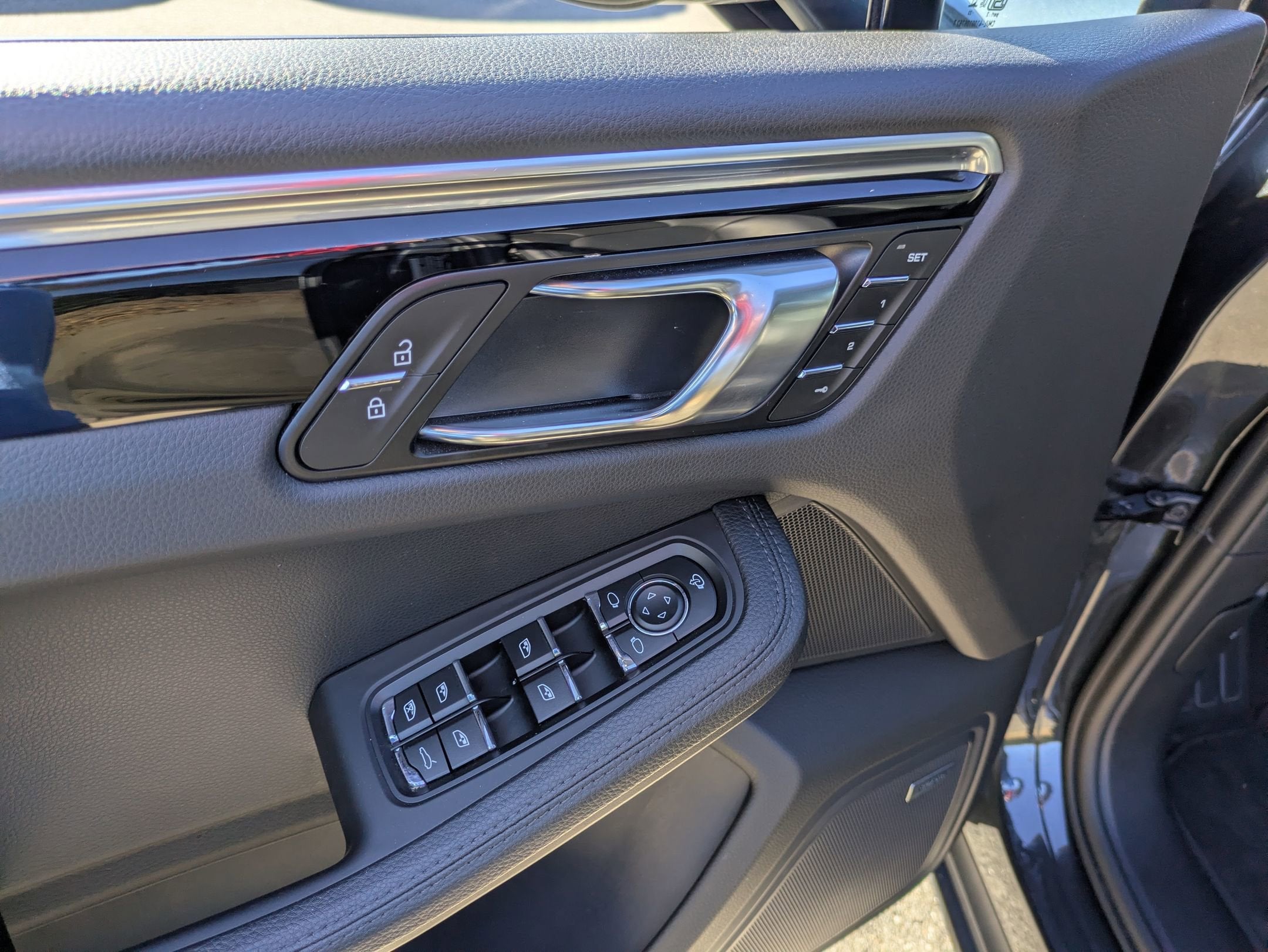 2024 Porsche Macan T