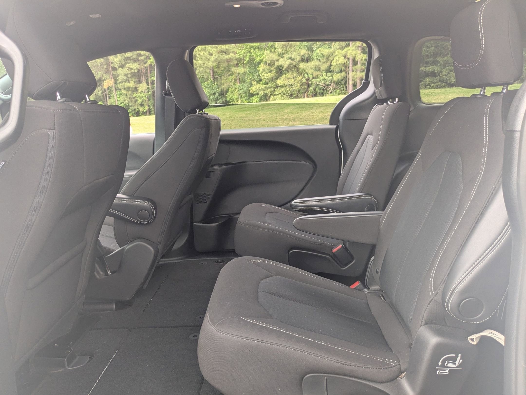 2023 Chrysler Pacifica Touring