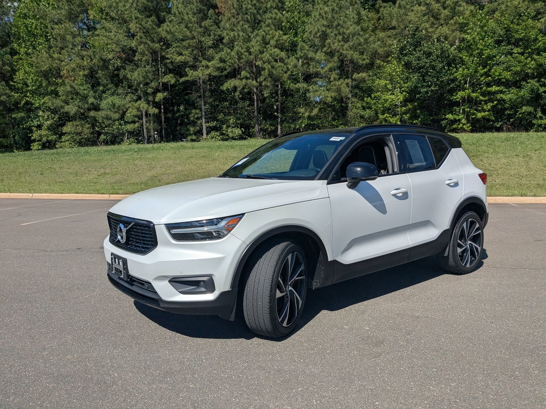 2021 Volvo XC40 R-Design