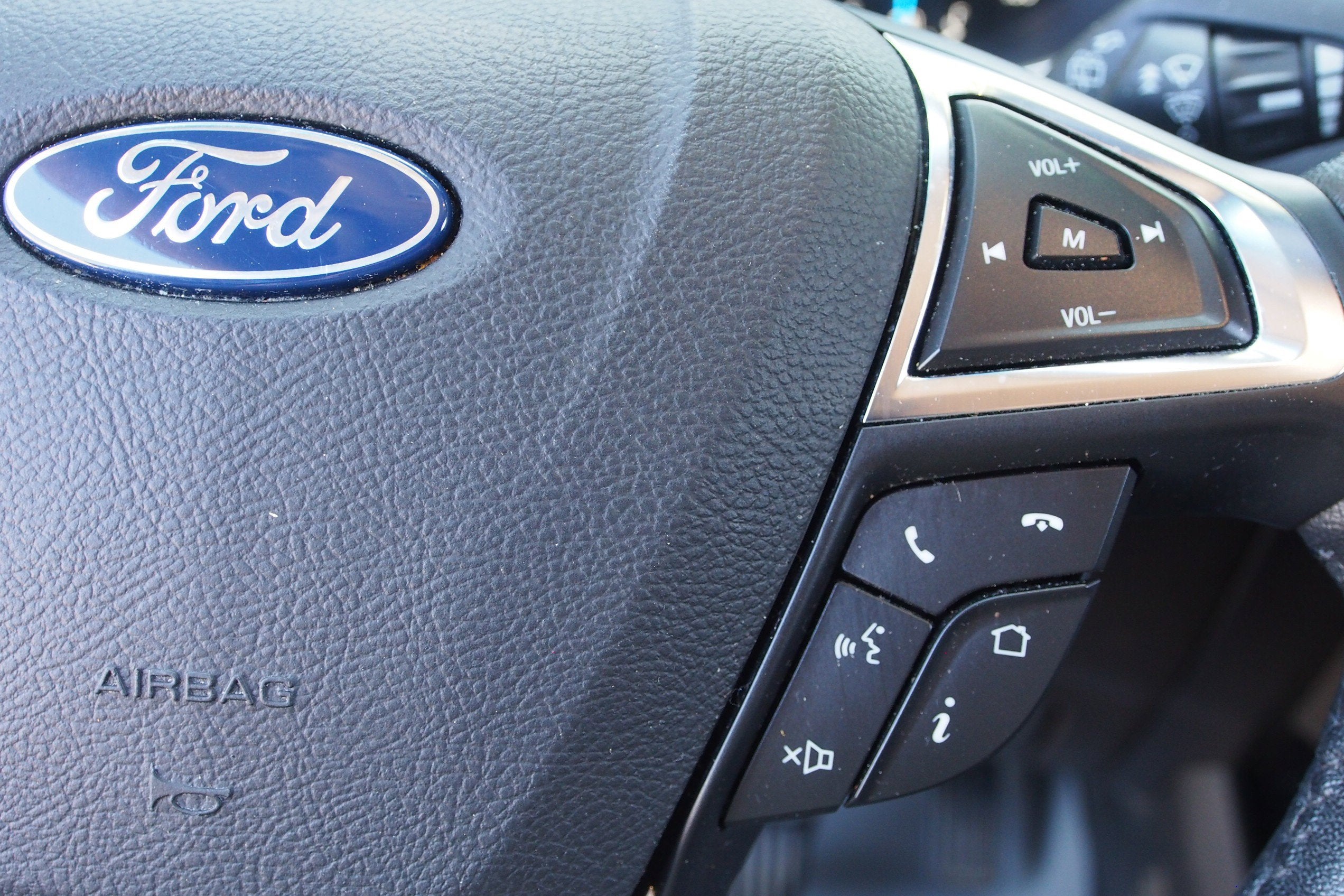 2019 Ford Edge SEL