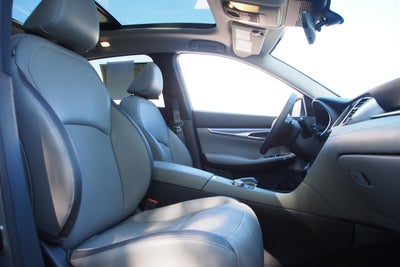 2023 INFINITI QX50 LUXE