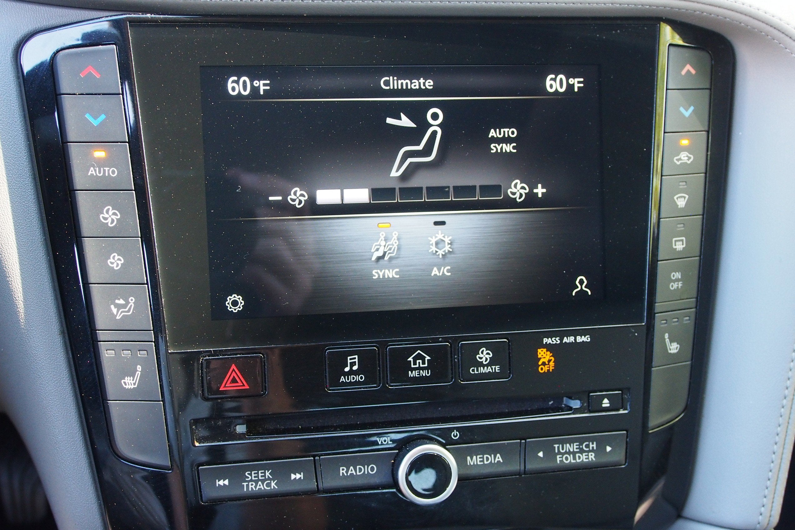 2023 INFINITI QX50 LUXE