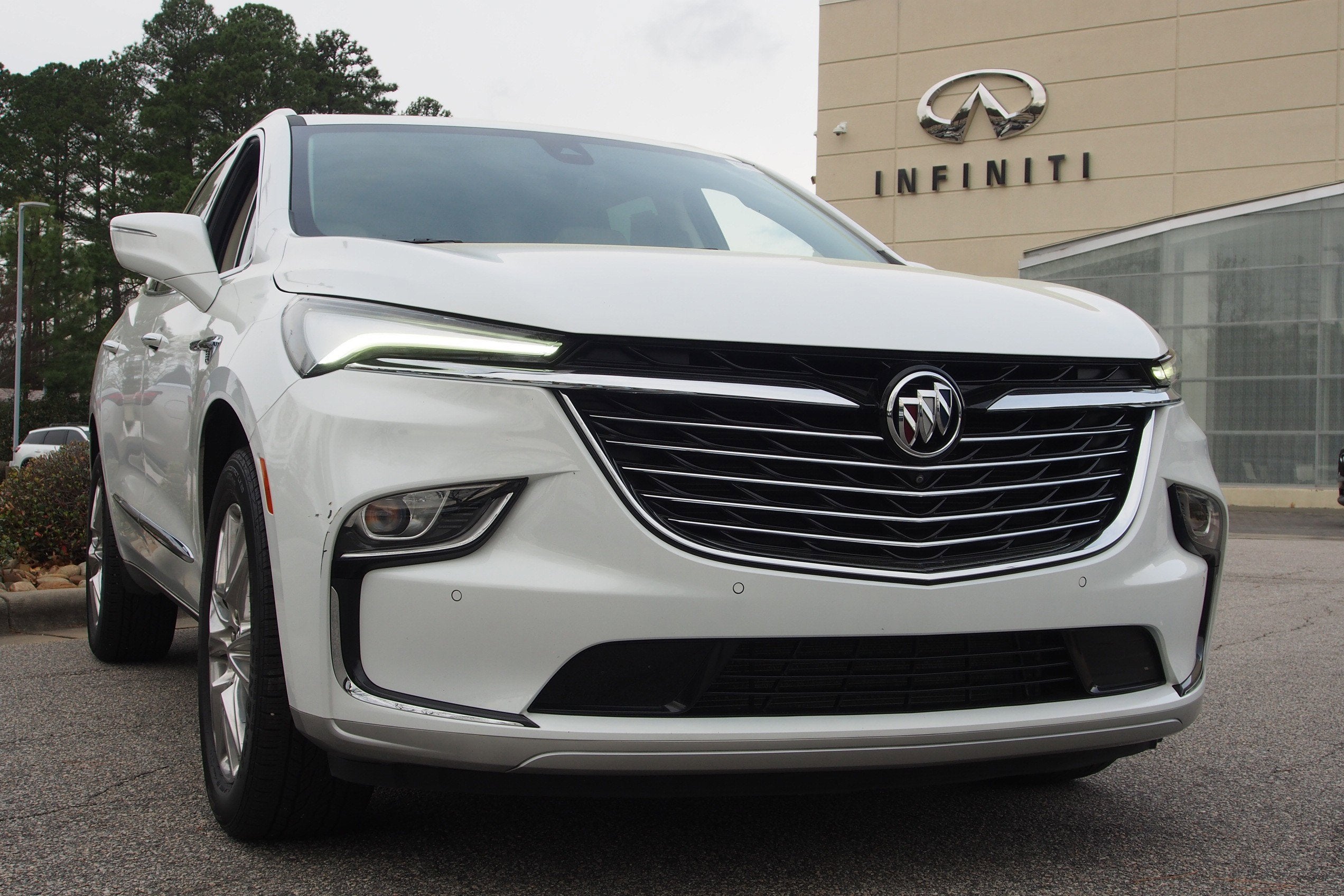 2023 Buick Enclave Essence