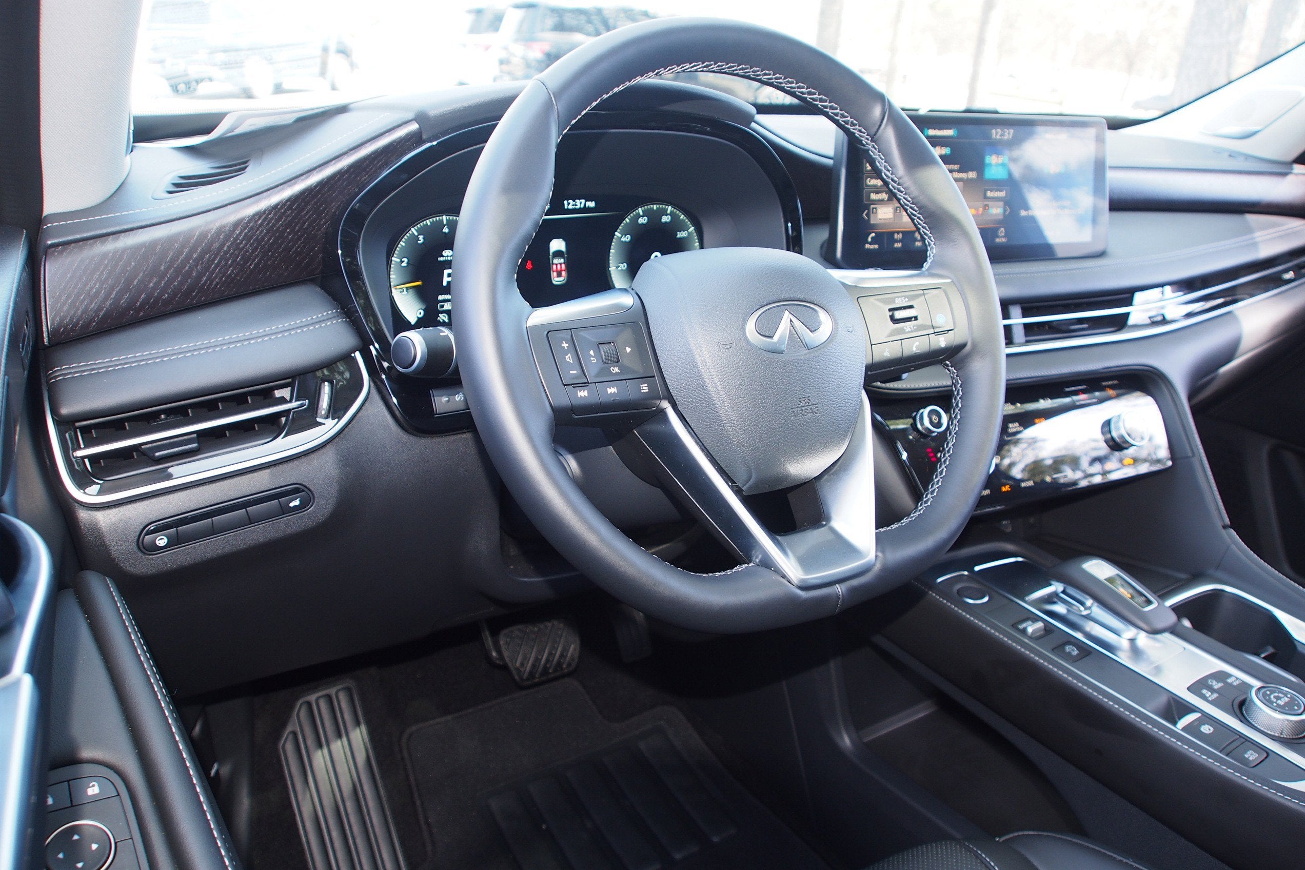 2025 INFINITI QX60 SENSORY