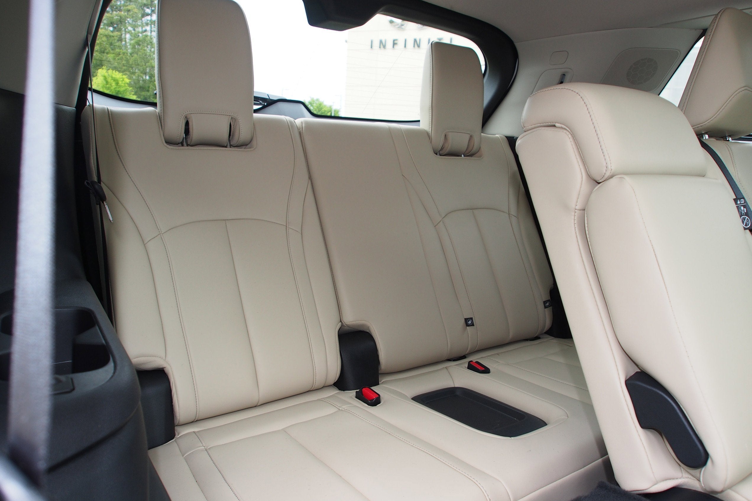 2025 INFINITI QX60 SENSORY