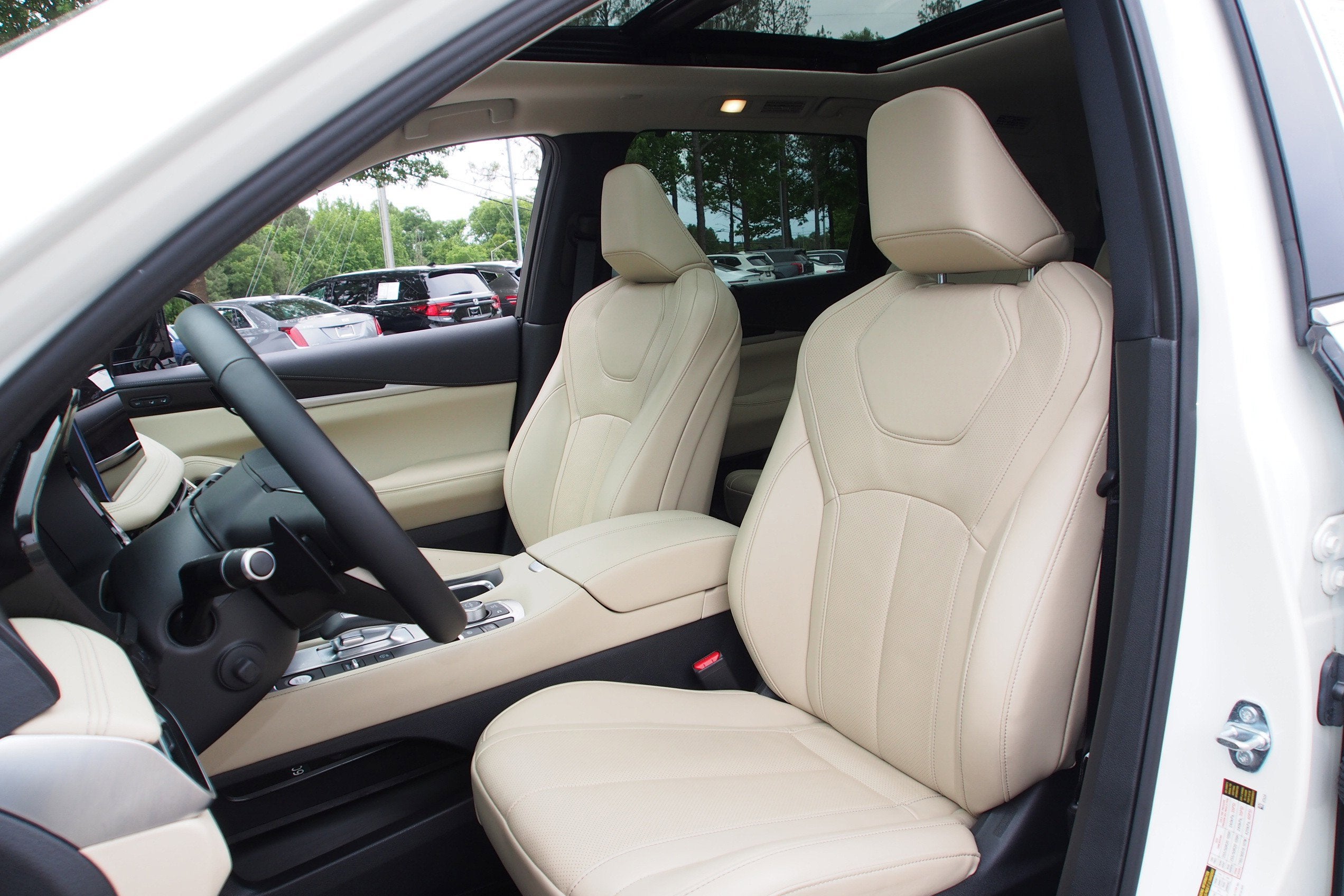 2025 INFINITI QX60 SENSORY