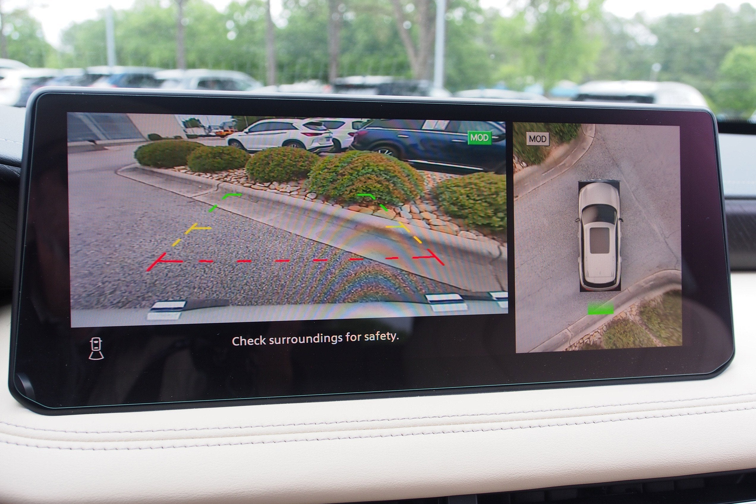 2025 INFINITI QX60 SENSORY