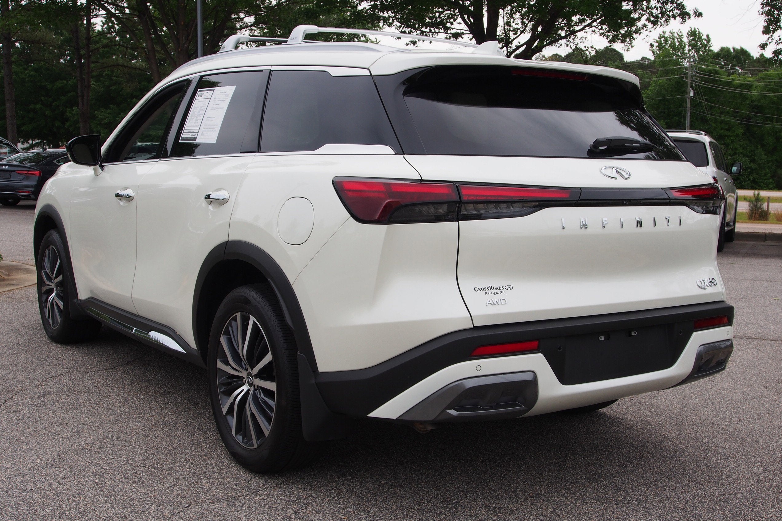 2025 INFINITI QX60 SENSORY