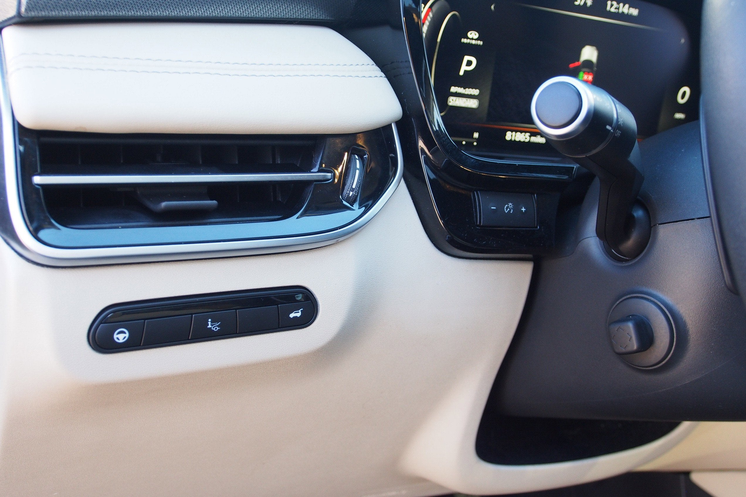 2022 INFINITI QX60 LUXE