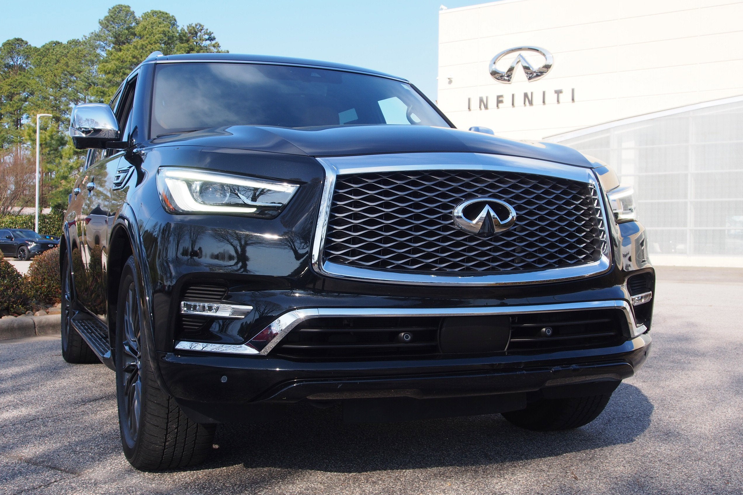 2024 INFINITI QX80 SENSORY