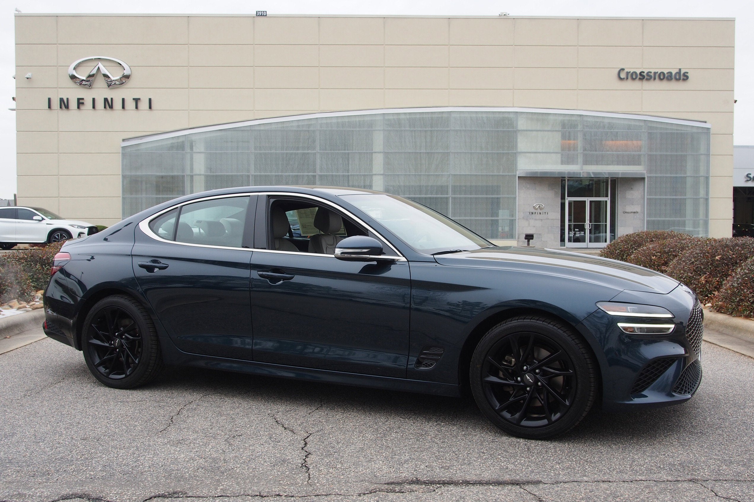 2022 Genesis G70 2.0T