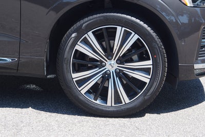 2023 Volvo XC60 Ultimate Bright Theme