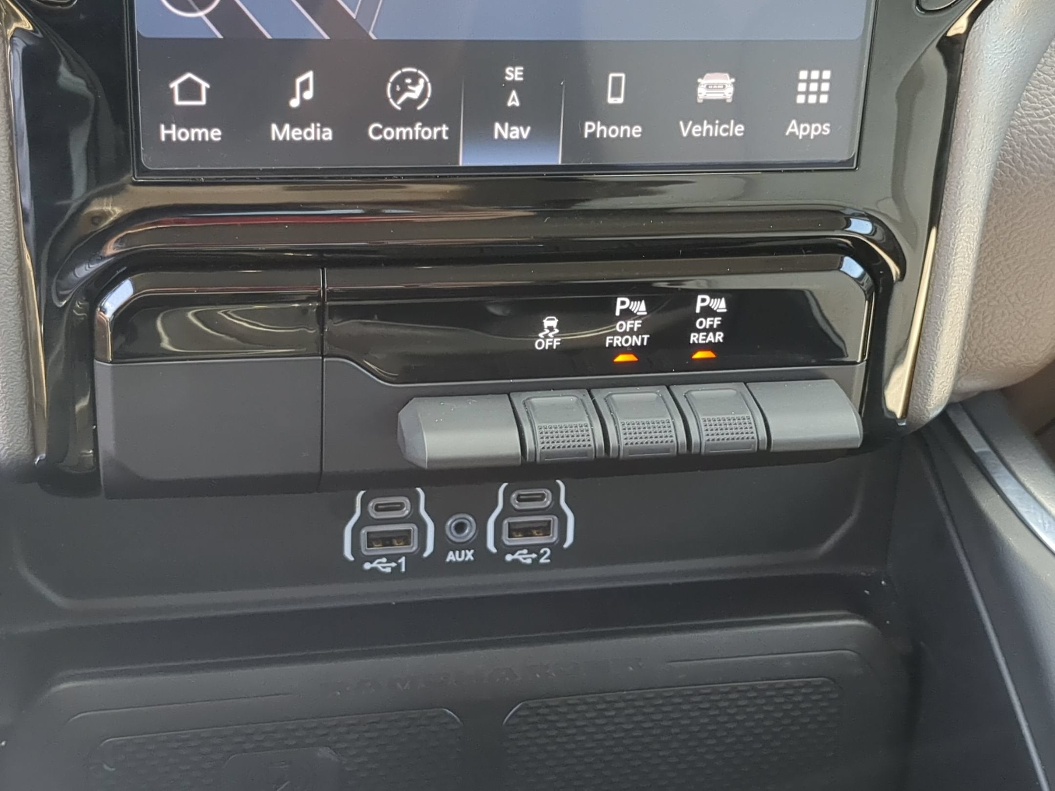 2025 RAM 1500 Laramie