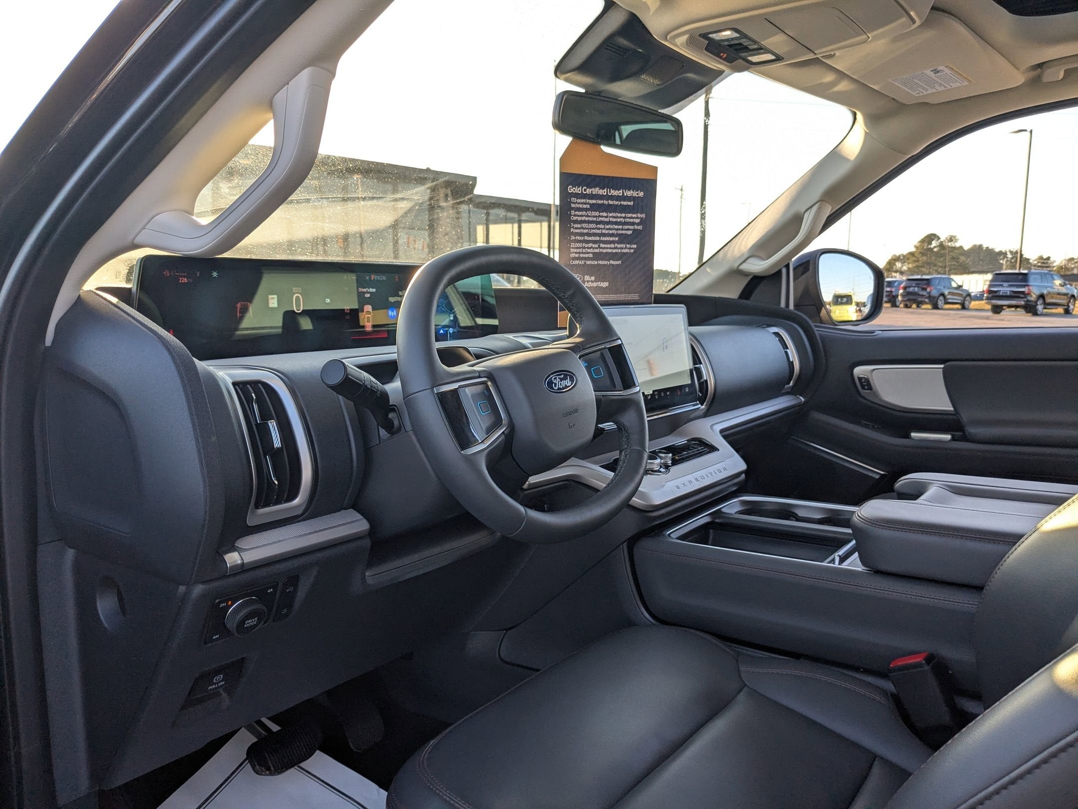 2025 Ford Expedition Active