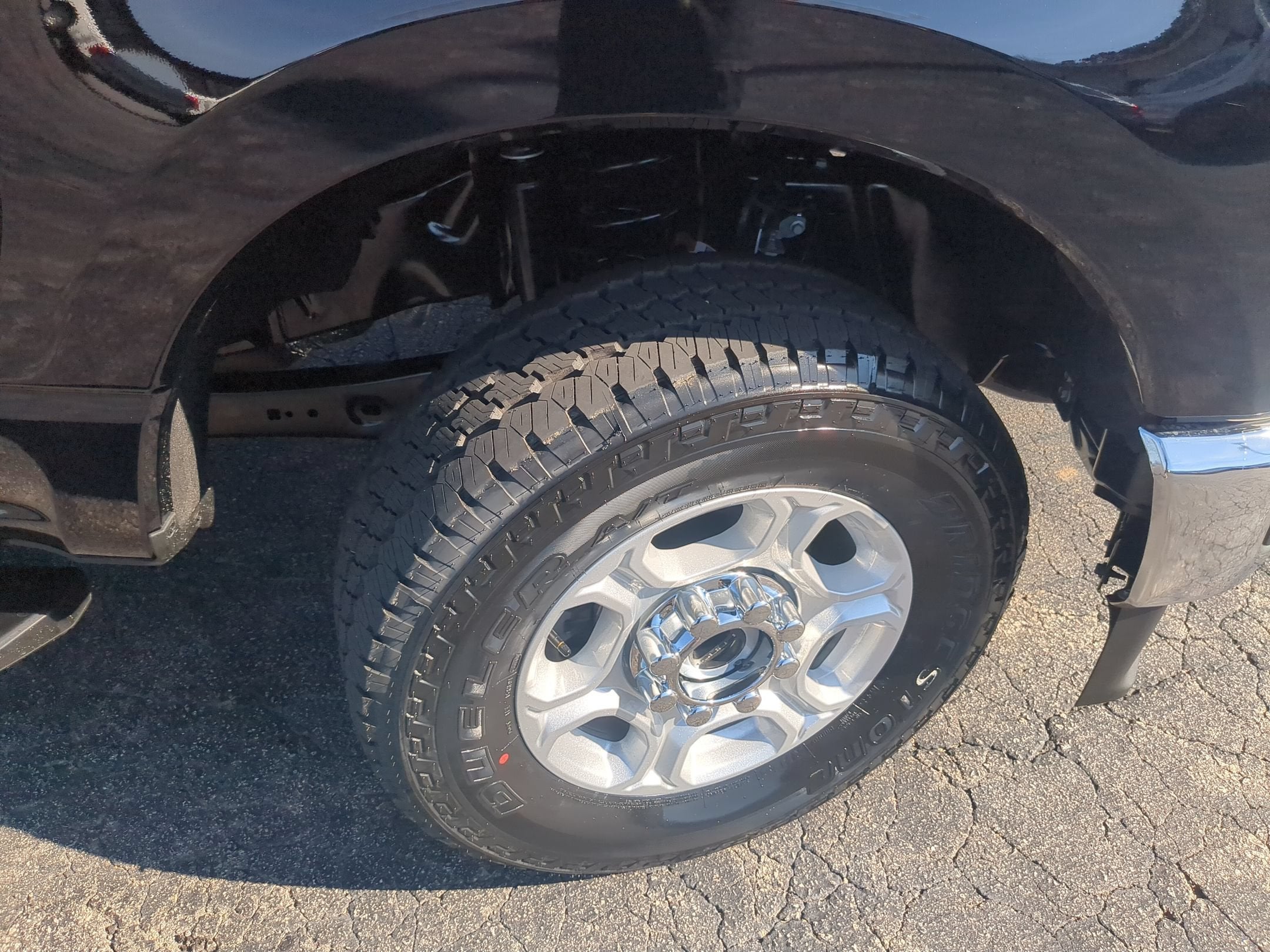 2027 Ford Super Duty F-250 SRW XLT