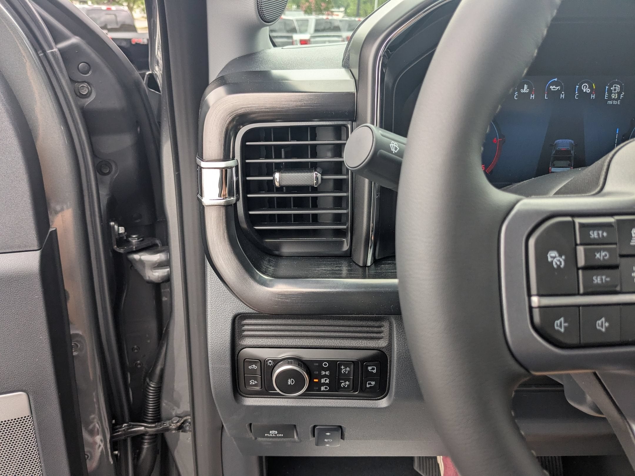 2026 Ford Super Duty F-350 DRW LARIAT
