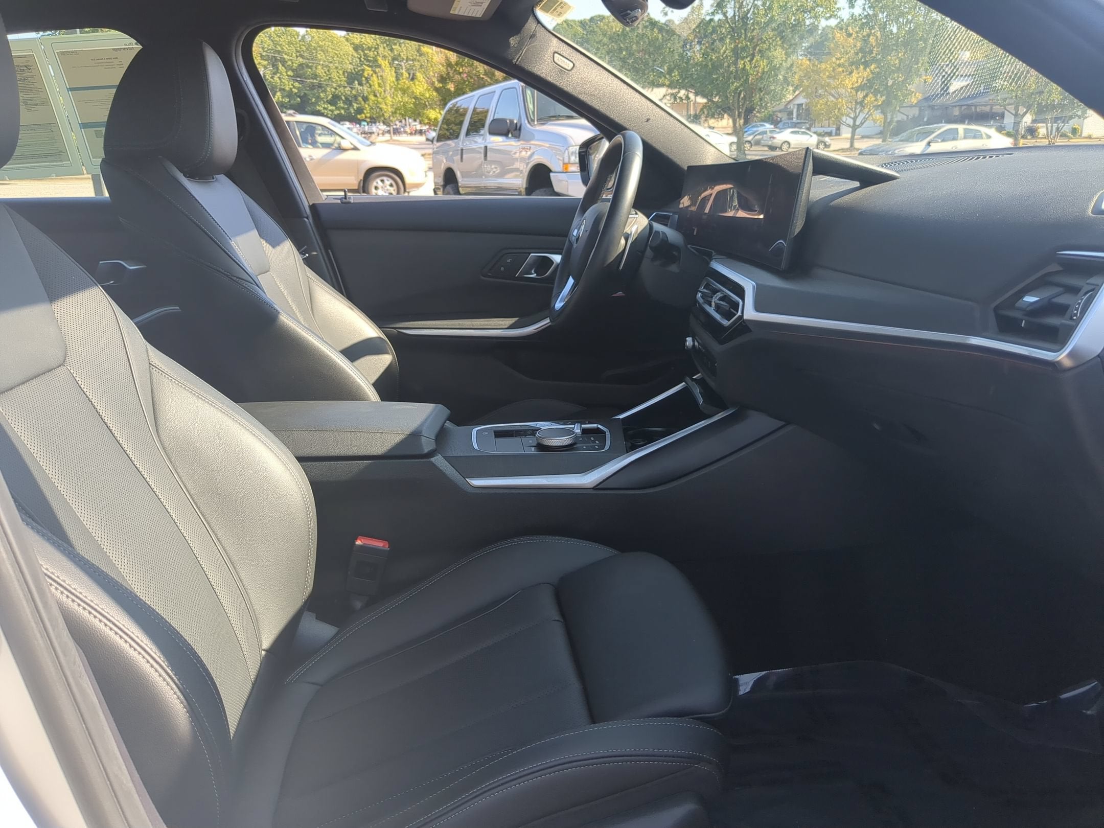 2024 BMW 3 Series 330i